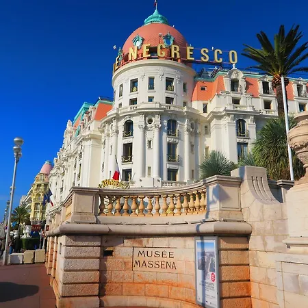 Nestor&jeeves - Cote D'azur Design - Central - By Sea - Top Floor Apartment Nice